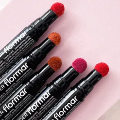 Lightweight Lip Powder - Image 4